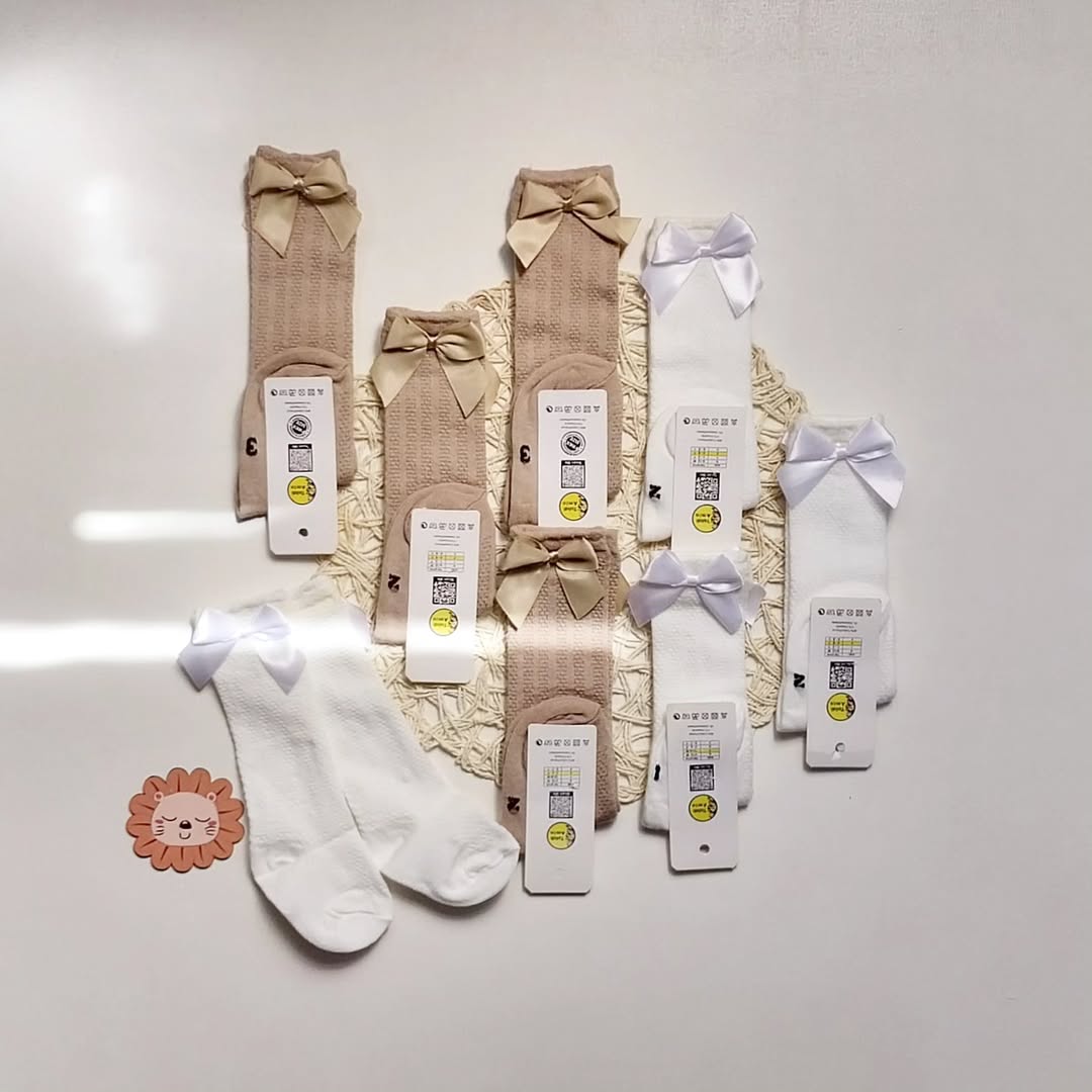 جوراب دخترونه