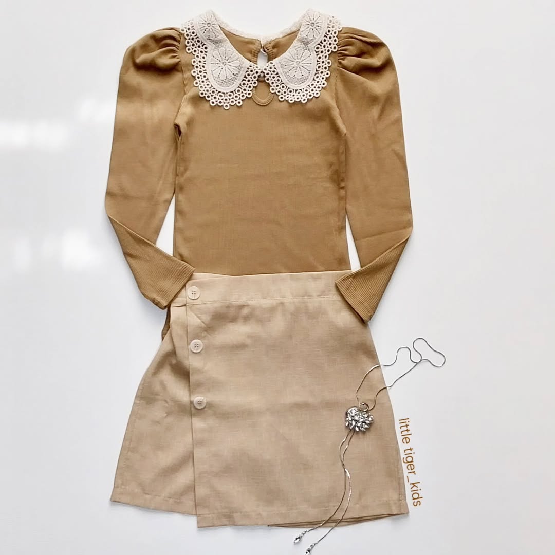 بلوز کبریتی و شلوارک دامنی