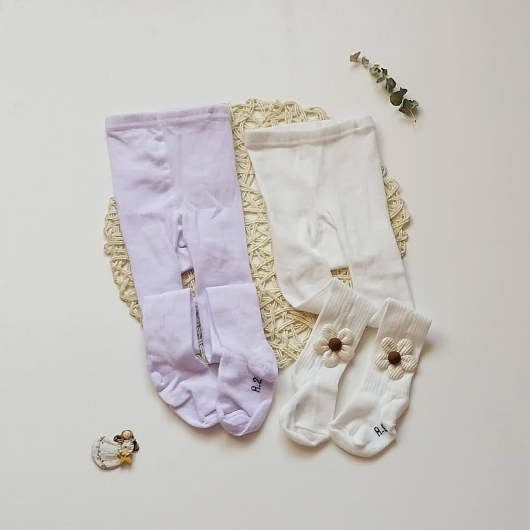 جوراب شلواری بچگانه گلدار و ساده